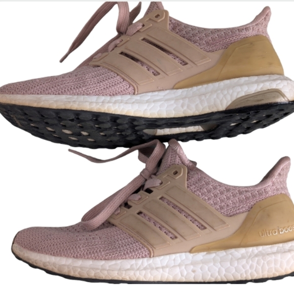 Adidas Ultraboost 4.0 Pink Ash Pearl Running Shoes - Picture 5 of 15